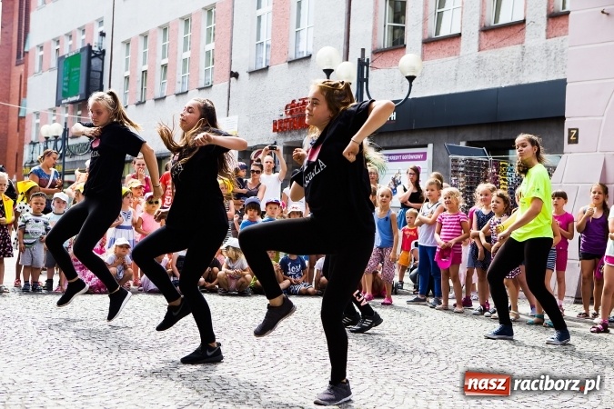Zdjęcie w galerii na portalu naszraciborz.pl: Podsumowanie warsztatów tanecznych przy RCI wiadomości z regionu