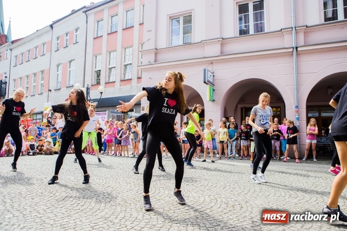 Zdjęcie w galerii na portalu naszraciborz.pl: Podsumowanie warsztatów tanecznych przy RCI wiadomości z regionu