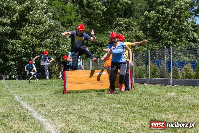 Zdjęcie w galerii na portalu naszraciborz.pl: Młodzieżowe drużyny pożarnicze walczyły w Krzyżanowicach wiadomości z regionu