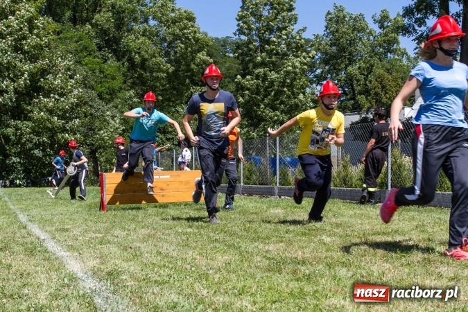 Zdjęcie w galerii na portalu naszraciborz.pl: Młodzieżowe drużyny pożarnicze walczyły w Krzyżanowicach wiadomości z regionu