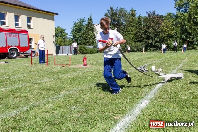 Zdjęcie w galerii na portalu naszraciborz.pl: Młodzieżowe drużyny pożarnicze walczyły w Krzyżanowicach wiadomości z regionu