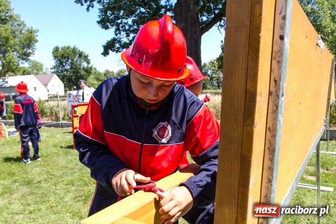 Zdjęcie w galerii na portalu naszraciborz.pl: Młodzieżowe drużyny pożarnicze walczyły w Krzyżanowicach wiadomości z regionu