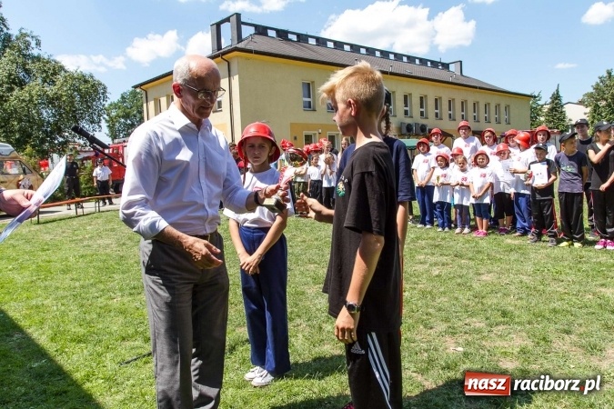 Zdjęcie w galerii na portalu naszraciborz.pl: Młodzieżowe drużyny pożarnicze walczyły w Krzyżanowicach wiadomości z regionu