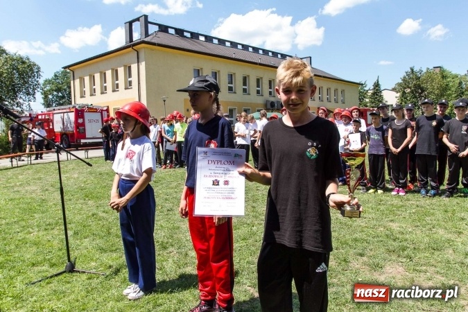 Zdjęcie w galerii na portalu naszraciborz.pl: Młodzieżowe drużyny pożarnicze walczyły w Krzyżanowicach wiadomości z regionu