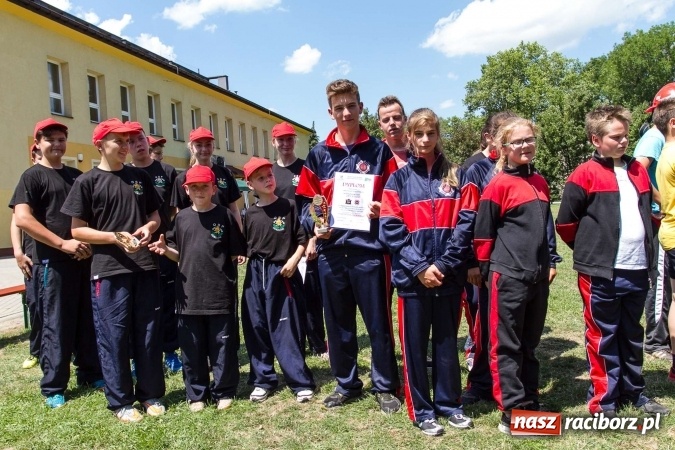 Zdjęcie w galerii na portalu naszraciborz.pl: Młodzieżowe drużyny pożarnicze walczyły w Krzyżanowicach wiadomości z regionu