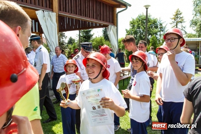 Zdjęcie w galerii na portalu naszraciborz.pl: Młodzieżowe drużyny pożarnicze walczyły w Krzyżanowicach wiadomości z regionu