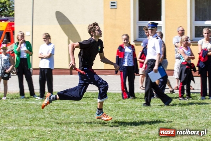 Zdjęcie w galerii na portalu naszraciborz.pl: Młodzieżowe drużyny pożarnicze walczyły w Krzyżanowicach wiadomości z regionu