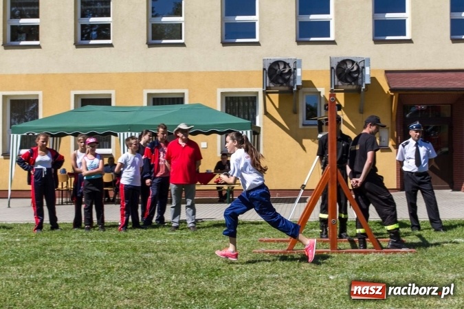 Zdjęcie w galerii na portalu naszraciborz.pl: Młodzieżowe drużyny pożarnicze walczyły w Krzyżanowicach wiadomości z regionu