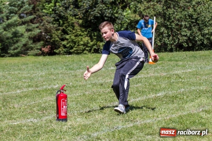 Zdjęcie w galerii na portalu naszraciborz.pl: Młodzieżowe drużyny pożarnicze walczyły w Krzyżanowicach wiadomości z regionu
