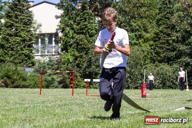 Zdjęcie w galerii na portalu naszraciborz.pl: Młodzieżowe drużyny pożarnicze walczyły w Krzyżanowicach wiadomości z regionu