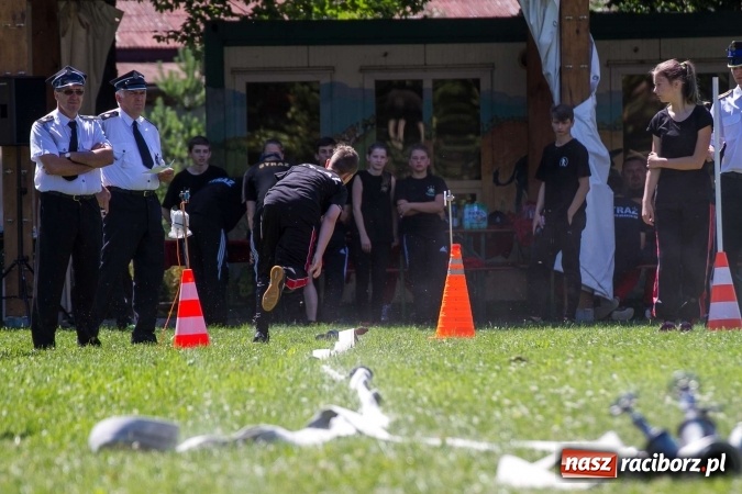 Zdjęcie w galerii na portalu naszraciborz.pl: Młodzieżowe drużyny pożarnicze walczyły w Krzyżanowicach wiadomości z regionu