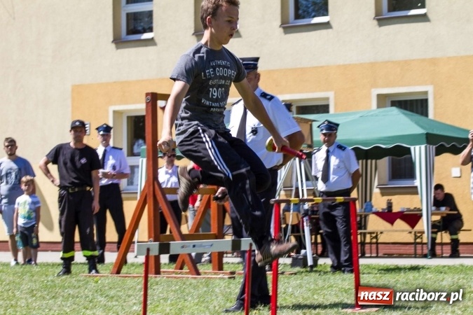 Zdjęcie w galerii na portalu naszraciborz.pl: Młodzieżowe drużyny pożarnicze walczyły w Krzyżanowicach wiadomości z regionu