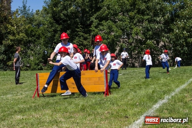 Zdjęcie w galerii na portalu naszraciborz.pl: Młodzieżowe drużyny pożarnicze walczyły w Krzyżanowicach wiadomości z regionu