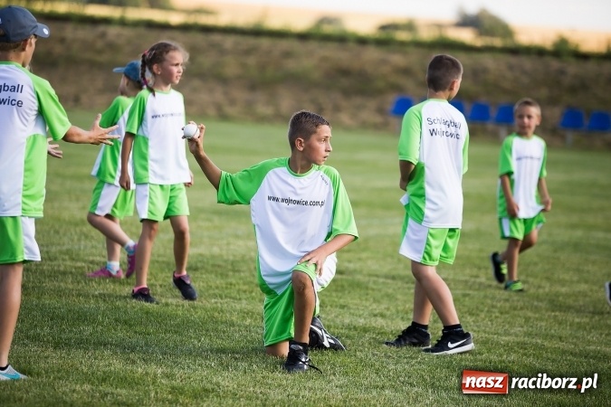 Zdjęcie w galerii na portalu naszraciborz.pl: Turniej dzieci w piłce palantowej o Puchar Starosty Raciborskiego wiadomości z regionu