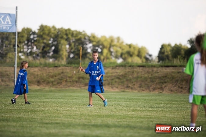 Zdjęcie w galerii na portalu naszraciborz.pl: Turniej dzieci w piłce palantowej o Puchar Starosty Raciborskiego wiadomości z regionu