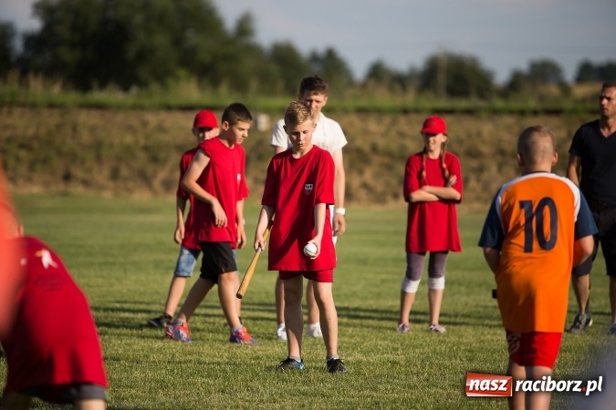 Zdjęcie w galerii na portalu naszraciborz.pl: Turniej dzieci w piłce palantowej o Puchar Starosty Raciborskiego wiadomości z regionu
