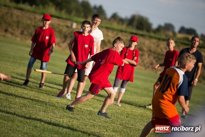 Zdjęcie w galerii na portalu naszraciborz.pl: Turniej dzieci w piłce palantowej o Puchar Starosty Raciborskiego wiadomości z regionu