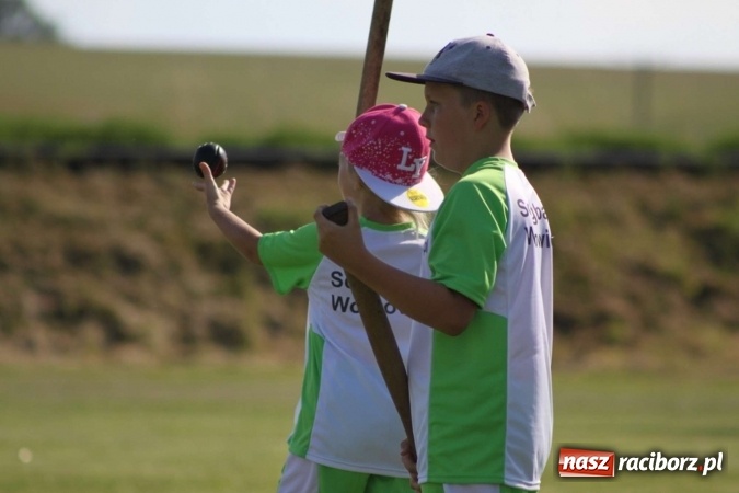 Zdjęcie w galerii na portalu naszraciborz.pl: Turniej dzieci w piłce palantowej o Puchar Starosty Raciborskiego wiadomości z regionu