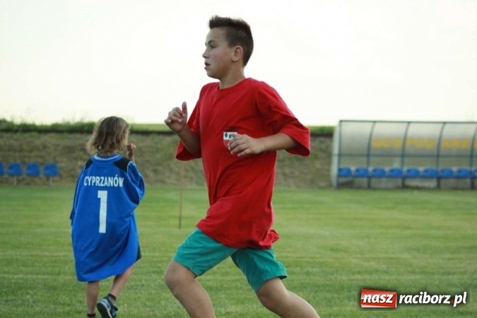 Zdjęcie w galerii na portalu naszraciborz.pl: Turniej dzieci w piłce palantowej o Puchar Starosty Raciborskiego wiadomości z regionu