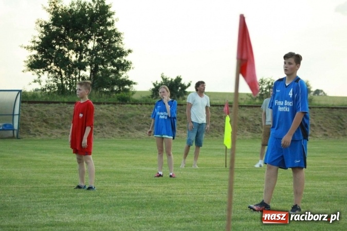 Zdjęcie w galerii na portalu naszraciborz.pl: Turniej dzieci w piłce palantowej o Puchar Starosty Raciborskiego wiadomości z regionu