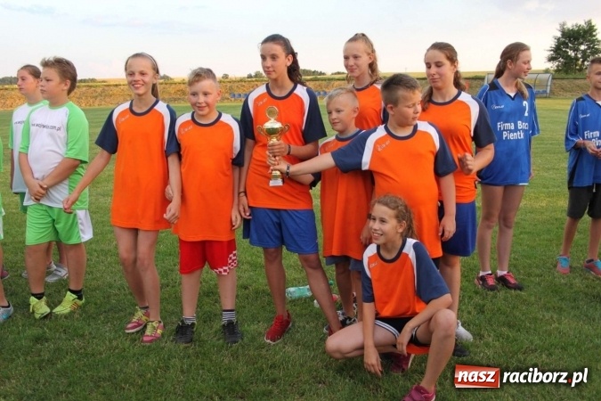 Zdjęcie w galerii na portalu naszraciborz.pl: Turniej dzieci w piłce palantowej o Puchar Starosty Raciborskiego wiadomości z regionu