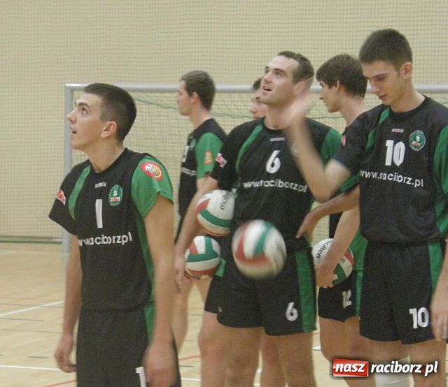 Zdjęcie w galerii na portalu naszraciborz.pl: Trzy sety, trzy punkty i trzecie miejsce w tabeli wiadomości z regionu