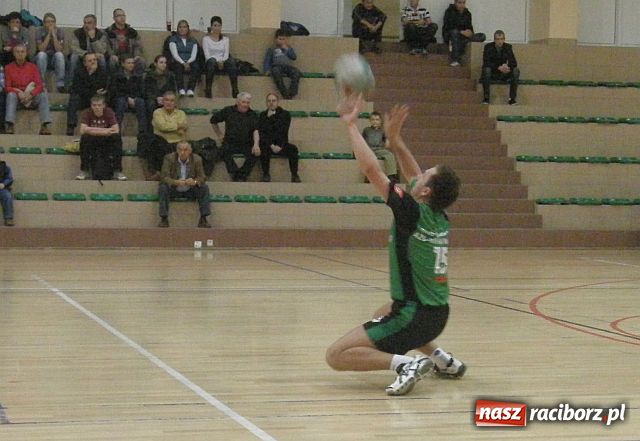 Zdjęcie w galerii na portalu naszraciborz.pl: Trzy sety, trzy punkty i trzecie miejsce w tabeli wiadomości z regionu