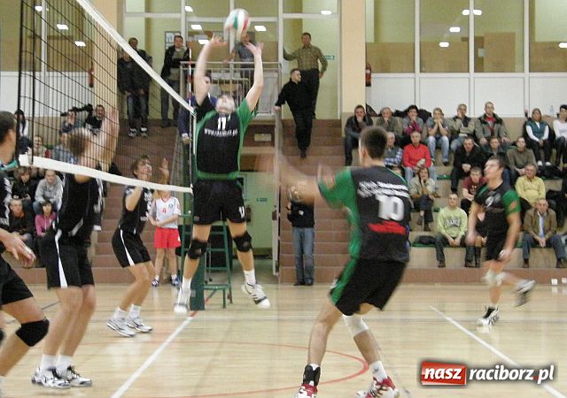Zdjęcie w galerii na portalu naszraciborz.pl: Trzy sety, trzy punkty i trzecie miejsce w tabeli wiadomości z regionu