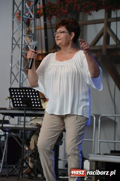 Zdjęcie w galerii na portalu naszraciborz.pl: Koncert zespołu 60 PLUS na Zamku Piastowskim wiadomości z regionu