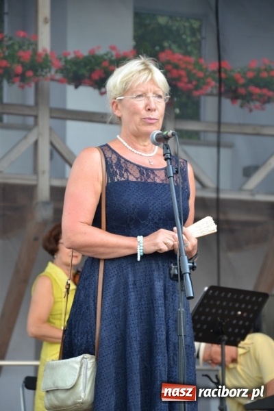 Zdjęcie w galerii na portalu naszraciborz.pl: Koncert zespołu 60 PLUS na Zamku Piastowskim wiadomości z regionu