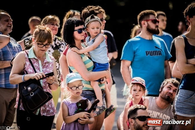 Zdjęcie w galerii na portalu naszraciborz.pl: Bitwa wojów nad Ulgą. Pierwszy dzień VIII Raciborskiego Festiwalu Średniowiecznego już za nami wiadomości z regionu