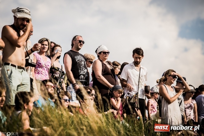 Zdjęcie w galerii na portalu naszraciborz.pl: Bitwa wojów nad Ulgą. Pierwszy dzień VIII Raciborskiego Festiwalu Średniowiecznego już za nami wiadomości z regionu