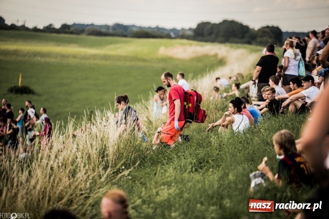 Zdjęcie w galerii na portalu naszraciborz.pl: Bitwa wojów nad Ulgą. Pierwszy dzień VIII Raciborskiego Festiwalu Średniowiecznego już za nami wiadomości z regionu