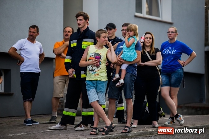 Zdjęcie w galerii na portalu naszraciborz.pl: Żelazny jak strażak w Krzanowicach. David Pasek z pucharem prezesa OSP Krzanowice wiadomości z regionu