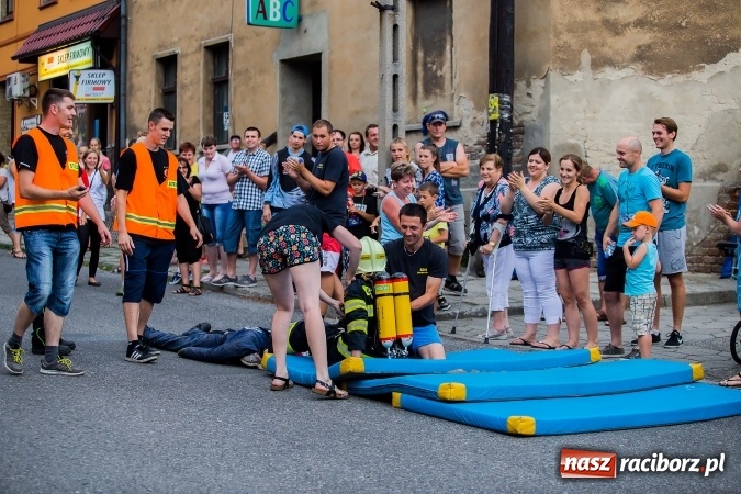 Zdjęcie w galerii na portalu naszraciborz.pl: Żelazny jak strażak w Krzanowicach. David Pasek z pucharem prezesa OSP Krzanowice wiadomości z regionu