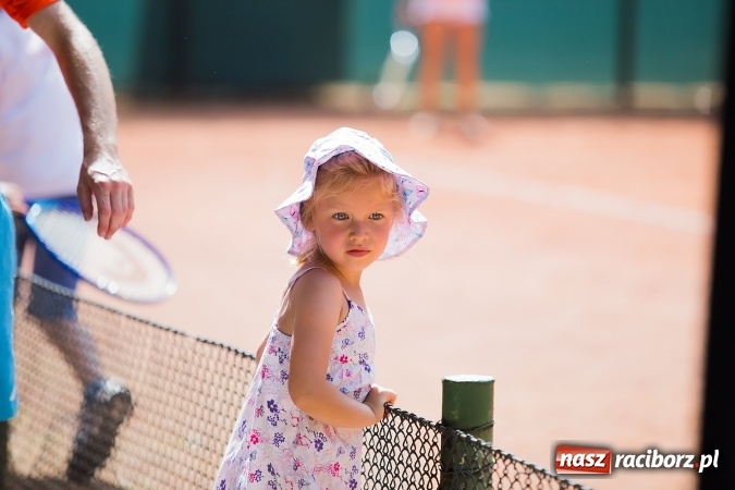 Zdjęcie w galerii na portalu naszraciborz.pl: Tenisowy piknik rodzinny na korcie przy ul. Pracy  wiadomości z regionu