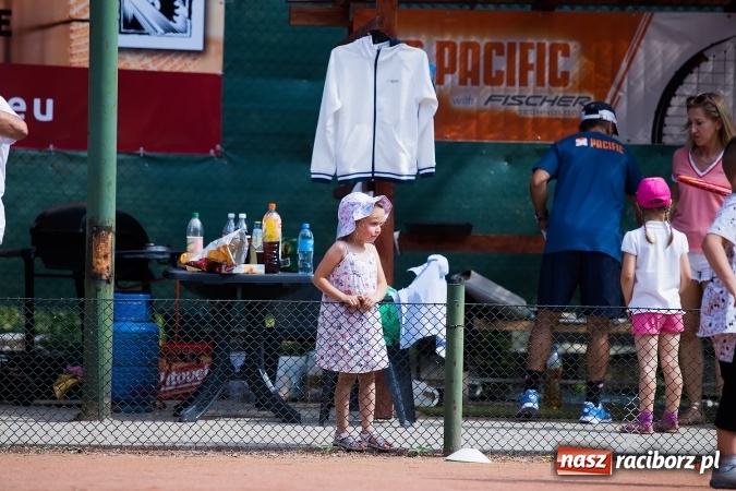 Zdjęcie w galerii na portalu naszraciborz.pl: Tenisowy piknik rodzinny na korcie przy ul. Pracy  wiadomości z regionu