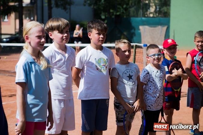 Zdjęcie w galerii na portalu naszraciborz.pl: Tenisowy piknik rodzinny na korcie przy ul. Pracy  wiadomości z regionu