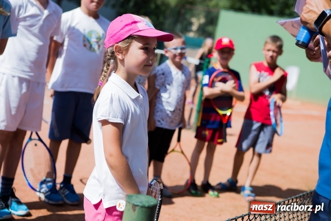 Zdjęcie w galerii na portalu naszraciborz.pl: Tenisowy piknik rodzinny na korcie przy ul. Pracy  wiadomości z regionu