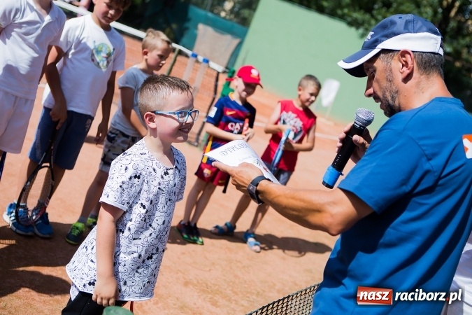 Zdjęcie w galerii na portalu naszraciborz.pl: Tenisowy piknik rodzinny na korcie przy ul. Pracy  wiadomości z regionu