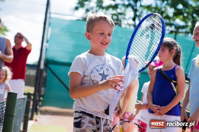 Zdjęcie w galerii na portalu naszraciborz.pl: Tenisowy piknik rodzinny na korcie przy ul. Pracy  wiadomości z regionu