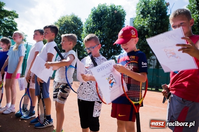 Zdjęcie w galerii na portalu naszraciborz.pl: Tenisowy piknik rodzinny na korcie przy ul. Pracy  wiadomości z regionu