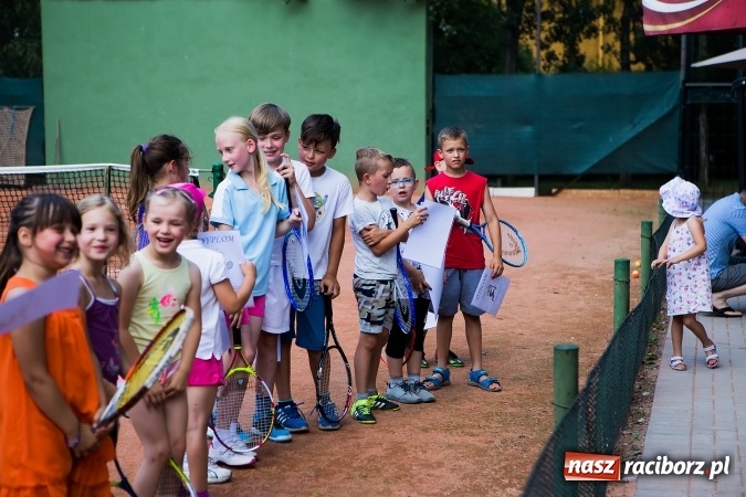 Zdjęcie w galerii na portalu naszraciborz.pl: Tenisowy piknik rodzinny na korcie przy ul. Pracy  wiadomości z regionu