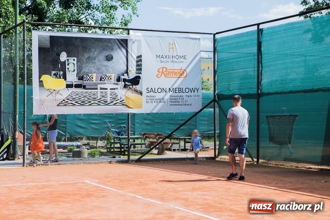 Zdjęcie w galerii na portalu naszraciborz.pl: Tenisowy piknik rodzinny na korcie przy ul. Pracy  wiadomości z regionu