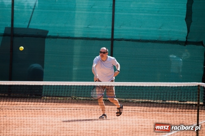 Zdjęcie w galerii na portalu naszraciborz.pl: Tenisowy piknik rodzinny na korcie przy ul. Pracy  wiadomości z regionu