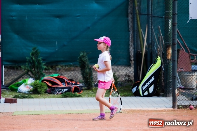 Zdjęcie w galerii na portalu naszraciborz.pl: Tenisowy piknik rodzinny na korcie przy ul. Pracy  wiadomości z regionu