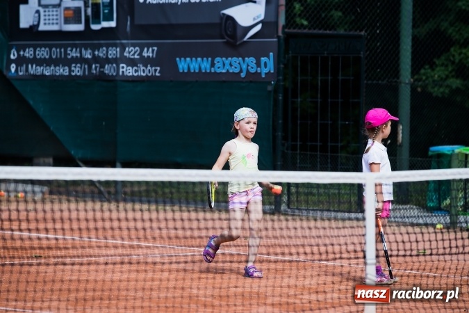 Zdjęcie w galerii na portalu naszraciborz.pl: Tenisowy piknik rodzinny na korcie przy ul. Pracy  wiadomości z regionu