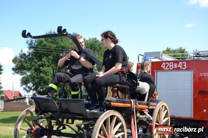 Zdjęcie w galerii na portalu naszraciborz.pl: Zawody sikawek konnych w Bieńkowicach. Złoto dla gospodarzy, Przewozu i Zabełkowa wiadomości z regionu