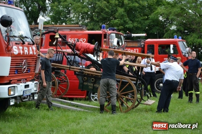 Zdjęcie w galerii na portalu naszraciborz.pl: Zawody sikawek konnych w Bieńkowicach. Złoto dla gospodarzy, Przewozu i Zabełkowa wiadomości z regionu