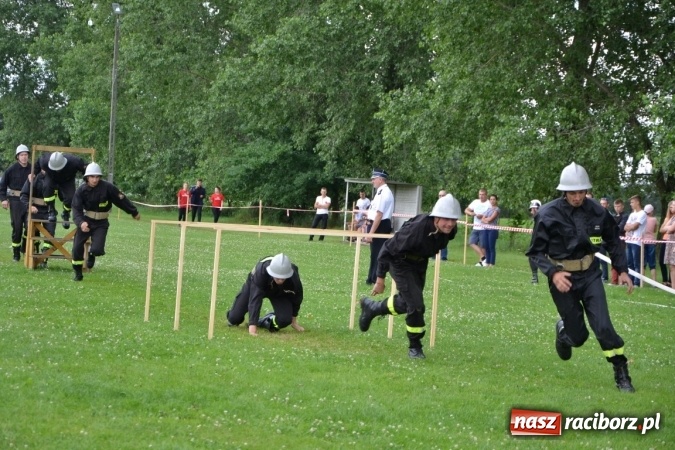 Zdjęcie w galerii na portalu naszraciborz.pl: Zawody sikawek konnych w Bieńkowicach. Złoto dla gospodarzy, Przewozu i Zabełkowa wiadomości z regionu
